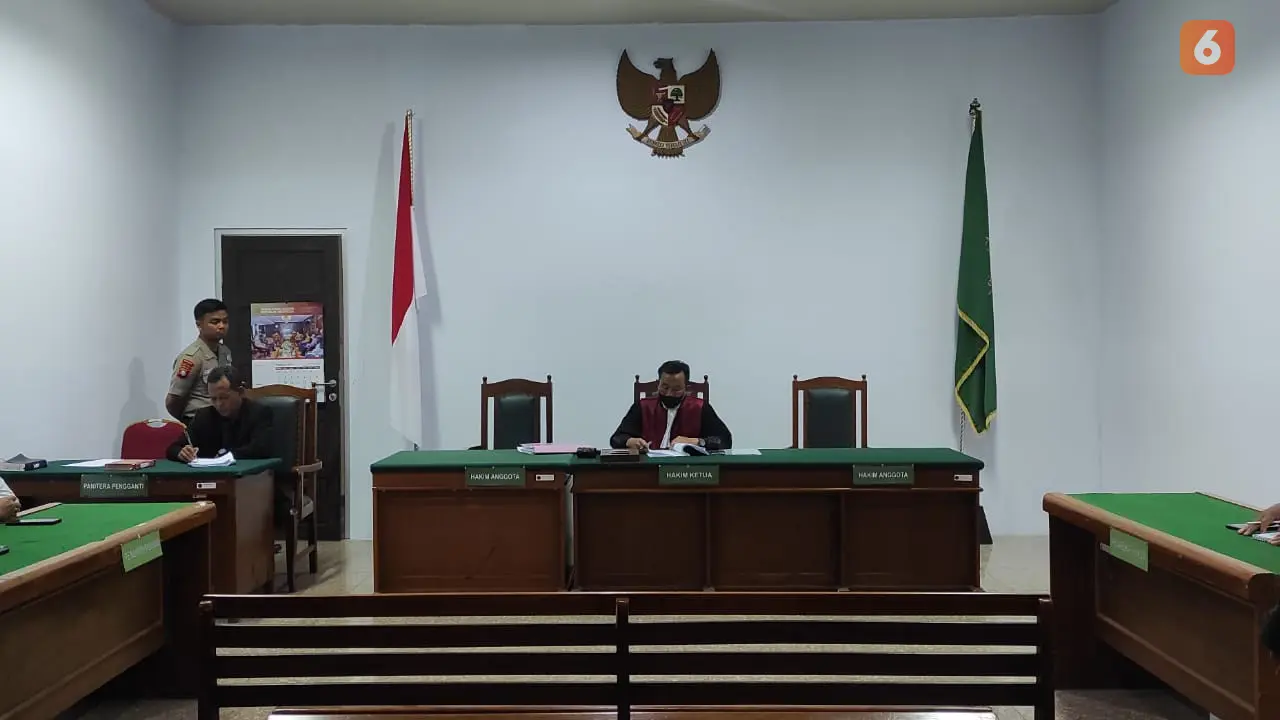 Gugatan praperadilan kedua Kakek Gaddong ditolak oleh hakim tunggal PN Makassar (Liputan6.com/Fauzan)