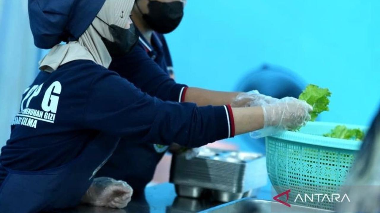 Peningkatan Program Makan Bergizi Gratis di Bogor: Chef Bersertifikat Dongkrak Jumlah Penerima Manfaat