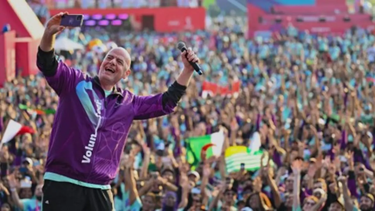 Presiden FIFA, Gianni Infantino hadir di acara perayaan relawan Piala Dunia 2022