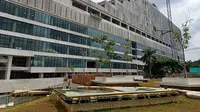 Gedung Panjang di TIM yang berfungsi sebagai perpustakaan dan wisma seni.