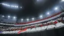 Suporter Timnas Futsal Indonesia saat pertandingan melawan Irak dalam laga Grup A Piala Asia Futsal 2026 di Indonesia Arena, Jakarta, Sabtu (31/1/2026). (Bola.com/Bagaskara Lazuardi)