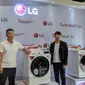 LG perkenalkan mesin cuci baru berteknologi AI. (Liputan6.com/ Yuslianson)