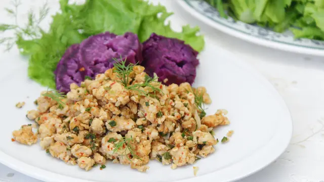 Ayam Cincang Pedas ala Thailand