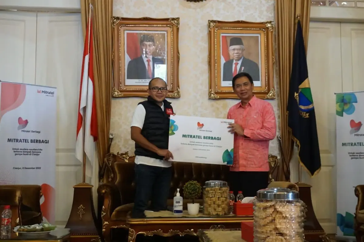 Mitratel melalui Program Mitratel Berbagi menyalurkan bantuan untuk masyarakat terdampak Gempa Cianjur.