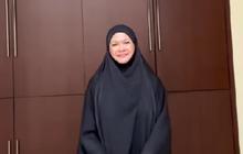 Potret Cantik Anggun Donna Harus Pakai Hijab dan Bercadar, Netizen Kompak Sebut Ibunda Ricky Harun Ini Mirip Sang Menantu