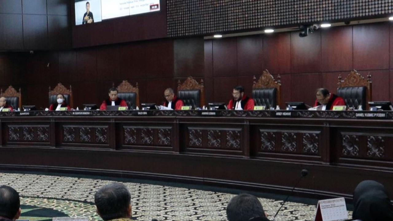 Jelang Putusan Batas Usia Cawapres, MK Harus Menang Lawan Tekanan Politik
