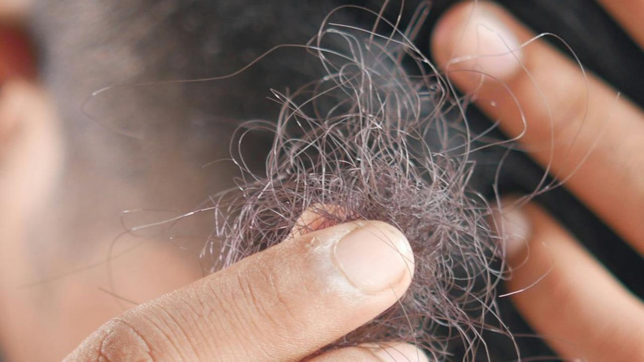 Berapakah Normalnya Rambut Rontok yang Boleh Ada di Kamar Mandi?