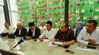 Warga Pulau Rempang, Batam, Kepulauan Riau (Kepri), meminta perlindungan hukum kepada Presiden Joko Widodo, agar tidak digusur dalam proses pengembangan Rempang Eco-City oleh Badan Pengusahaan (BP) Batam bersama PT Makmur Elok Graha (MEG). (Liputan6.com/ Ajang Nurdin)