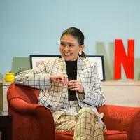 Marissa Anita perankan toko Mia dalam film Ali & Ratu Ratu Queens. (Foto: Netflix)