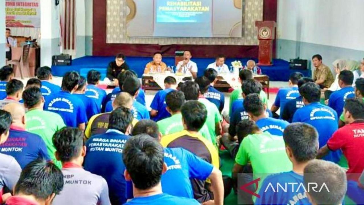 Terapi Psikologis Rehabilitasi Narkoba: Rutan Mentok & BNNK Bangka Beri Hipnoterapi untuk 100 Warga Binaan
