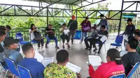 Beragam inspirasi bertiup dari Festival Crossborder Keerom 2019. Pesan perdamaian lalu ditiupkan Gorby-The Comen Rasta. Event ini menjadi media pemersatu berbagai latar bangsa. Melalui kreativitas bersama-sama memunculkan tekad membangun Indonesia.