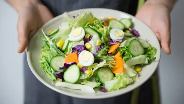 Cara Diet Alami yang Seimbang