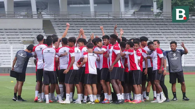 Foto: Kompaknya Baker Bersaudara Saat Sesi Latihan Timnas Indonesia U-20