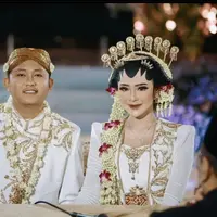 Potret Denny Caknan Kembali Kerja Usai Nikahi Bella Bonita (Sumber: Instagram/denny_caknan).
