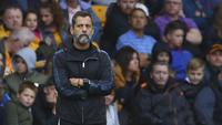 Quique Sanchez Flores. Setelah sukses menangani Watford di periode pertama pada 2015/2016, ia kembali ditunjuk sebagai pelatih pada musim 2019/2020. Ia hanya bertahan 85 hari di periode kedua usai meraih 2 kemenangan, 4 hasil imbang dan 6 kekalahan dari 12 laga. (AFP/Geoff Caddick)