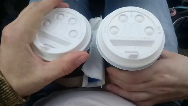 Jarang Diketahui, Ini 6 Fakta Unik Wadah Minuman di Restoran Cepat Saji