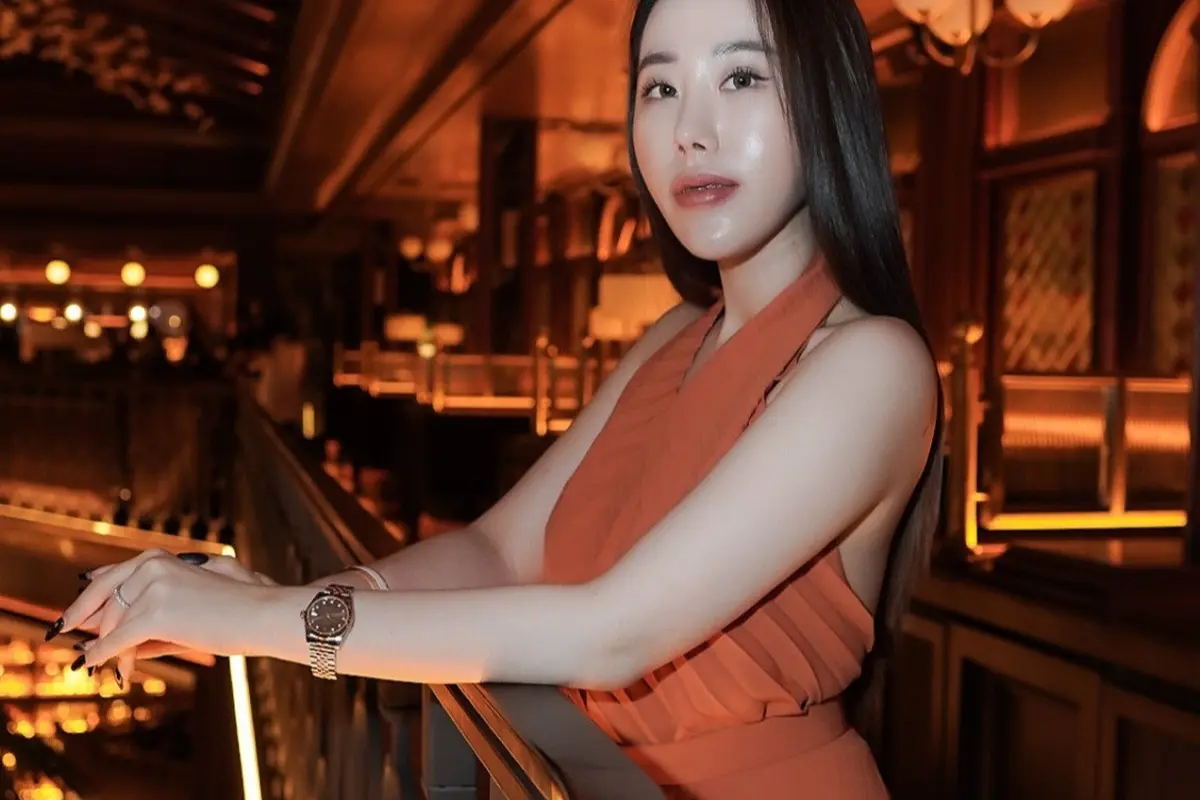 Selebgram Valerie Laurencia buka suara soal konten oplas yang menuai pro kontra di masyarakat
