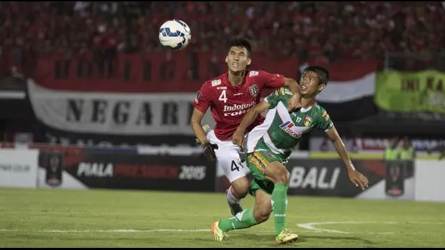 Highlights Piala Presiden 2015 antara Bali United vs Mitra Kukar di Stadion I Wayan Dipta, Kamis (3/9/2015) malam WIB. 