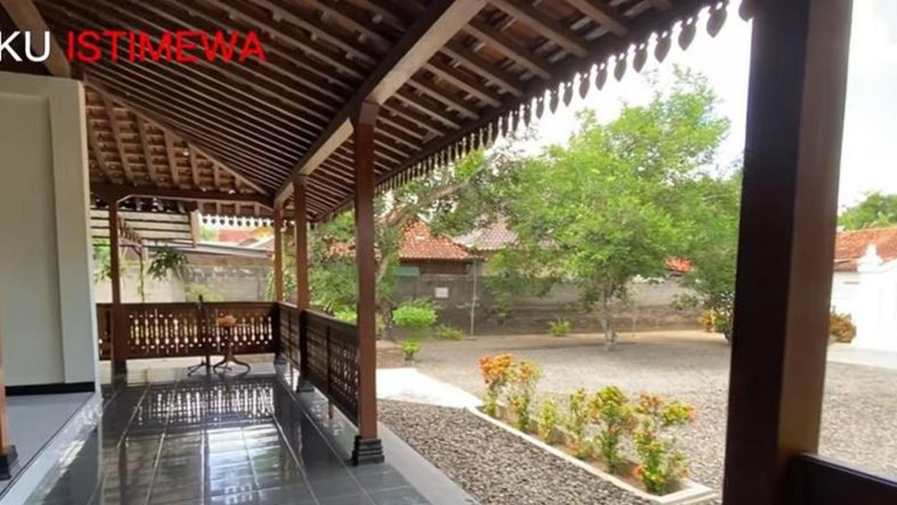 Atap Miring Khas Jawa