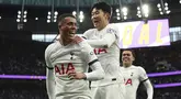 Tottenham Hotspur kembali ke posisi empat besar klasemen Liga Inggris 2023/2024 berkat kemenangan 3-1 atas tim tandang dari Nottingham Forest pada laga ke-32 di Stadion Tottenham Hotspur, London, Senin (8/4/2024 ) dini hari WIB.  Tiga gol The Lilywhites bermula dari gol bunuh diri bek Nottingham Forest Murillo (15') ditambah dua gol bek mereka, Micky van de Ven (52') dan Pedro Porro (58').  Sedangkan satu-satunya gol tim tamu dicetak oleh Chris Wood pada menit ke-27.  (Foto AP/Ian Walton)