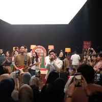 Acara ini diselenggarakan pada Jumat, 19 Desember 2025 di Teater Salihara, Jakarta. [Dok/Uniqlo]