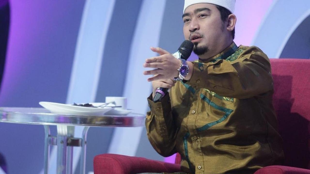 Bisnis Rokok Ustaz Solmed Dituduh Melanggar Aturan, Apa yang Terjadi Selanjutnya?