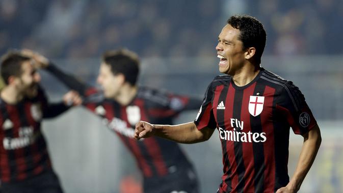 Sempat Tertinggal Milan Bungkam Frosinone 4 2 Bola Liputan6 Com