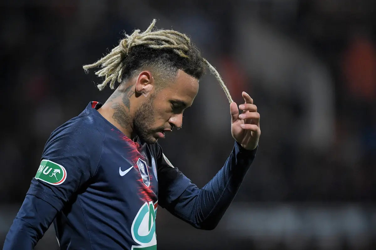 Macam-Macam Gaya Rambut ala Neymar