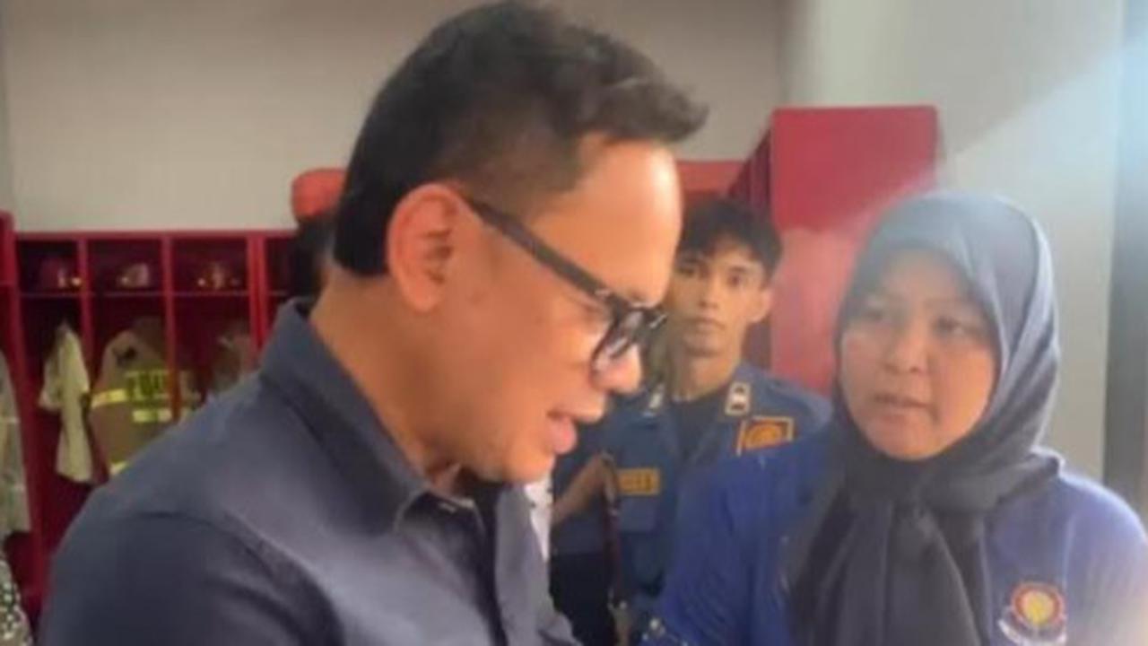 Puji Kerja Satset Damkar Depok, Bima Kaget Petugas juga Dicurhati Warga Urusan Rumah Tangga
