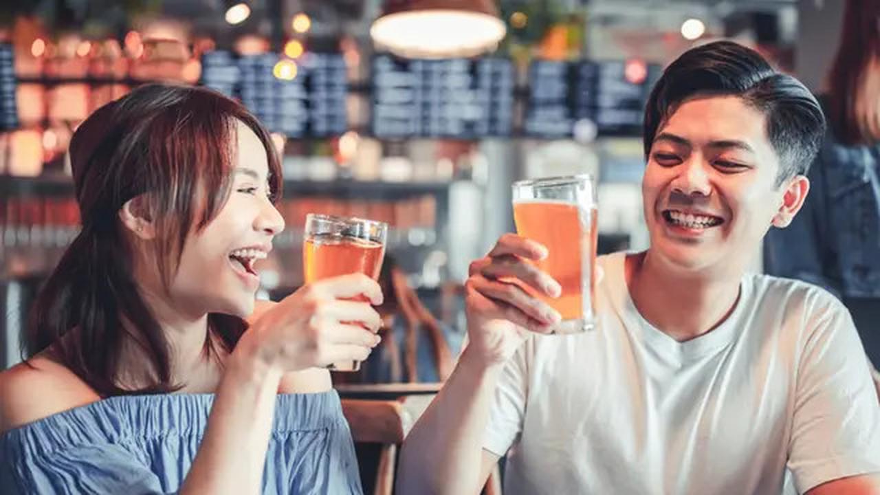 Indikator Gebetan Menyukai Kamu, Cek Tanda yang Lebih dari Teman