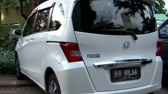 Artis Dangdut Tri Kurnia Raib Sejak Kembalikan Mobil Fathanah