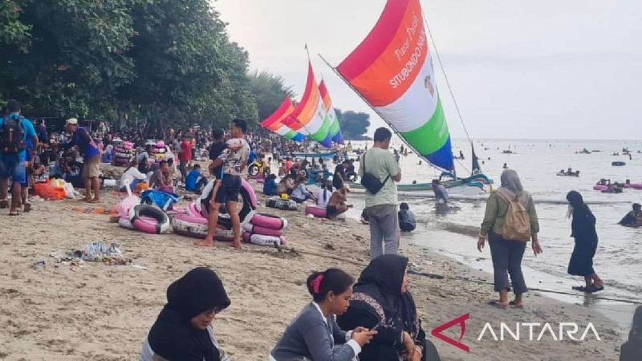 Kunjungan Wisata Pasir Putih Situbondo Melonjak Tiga Kali Lipat di Tahun Baru 2026