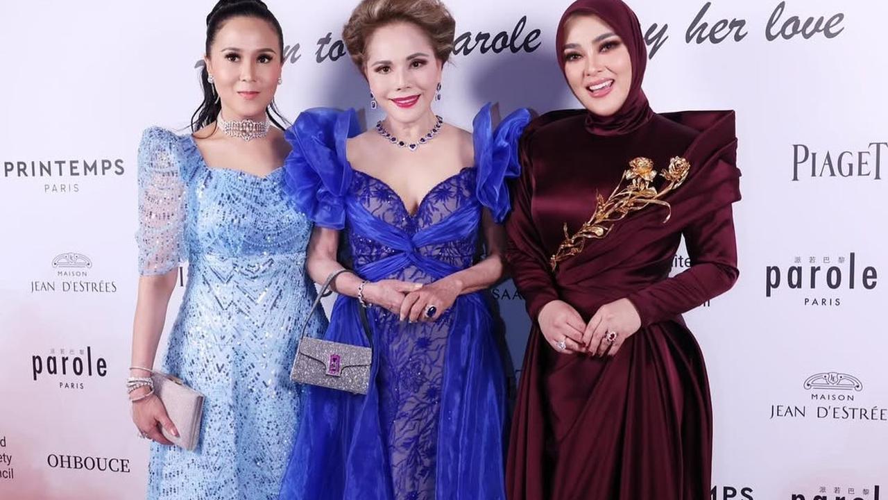 Tak Hanya Angelina Jolie, Syahrini Asik Foto Bareng dengan Mantan Ibu Negara RI di Gala Dinner Cannes 2025