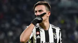 Juventus yang dihuni banyak pemain bintang berhasil membungkam Genoa dua gol tanpa balas. Dua gol Juventus dicetak oleh Juan Cuadrado pada menit ke-9 dan Paulo Dybala menit ke-82. (AP/Marco Alpozzi/LaPresse)