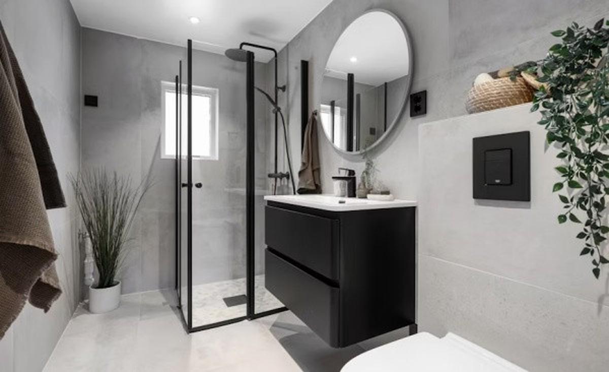 Ilustrasi Kamar Mandi (Photo by Alex Tyson on Unsplash)