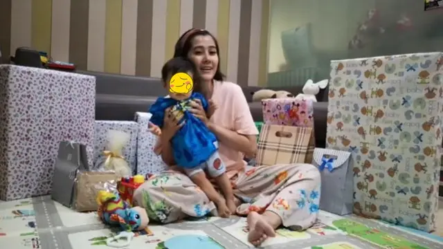 Rumah Ardina Rasti dan Arie Dwi Andhika