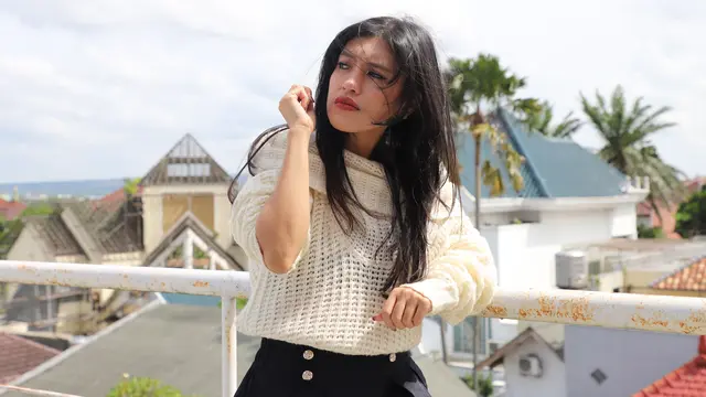 wanita februari menyikapi orang yang merusak hidupmu