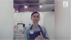 Seorang pria menjadi korban tawuran di Cirendeu, Ciputat. Tanganya putus usai dibacok oleh para pelaku tawuran. Nahasnya, ternyata korban adalah warga yang ingin menghentikan aksi tawuran tersebut.