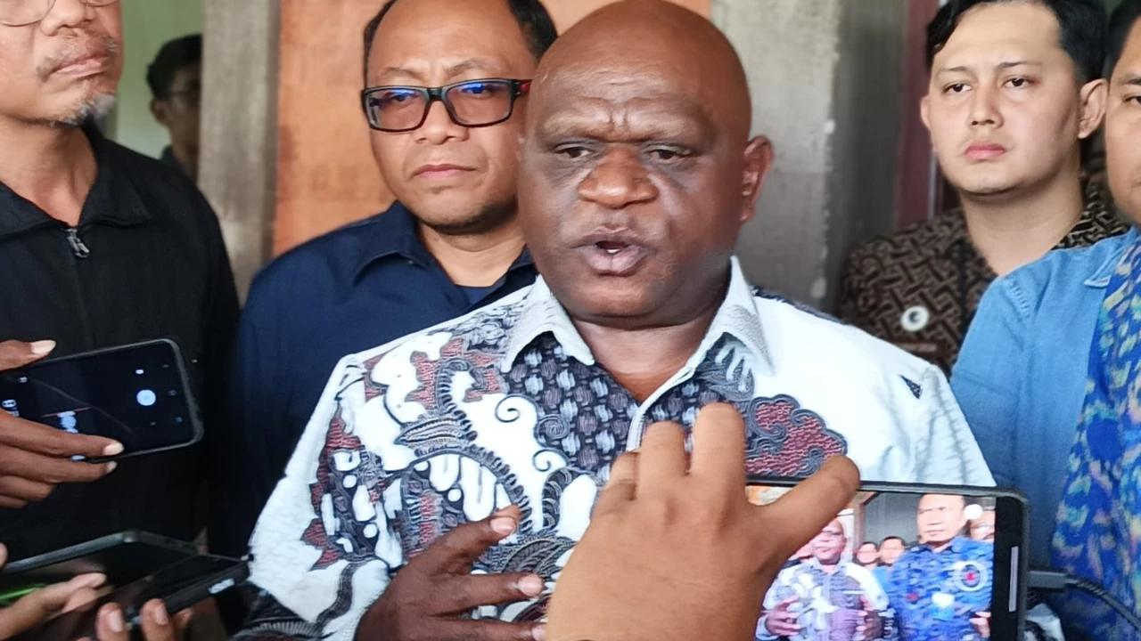 Natalius Pigai Sebut Tuntutan Hukuman Mati ABK Kasus Sabu 2 Ton Tak Sesuai HAM