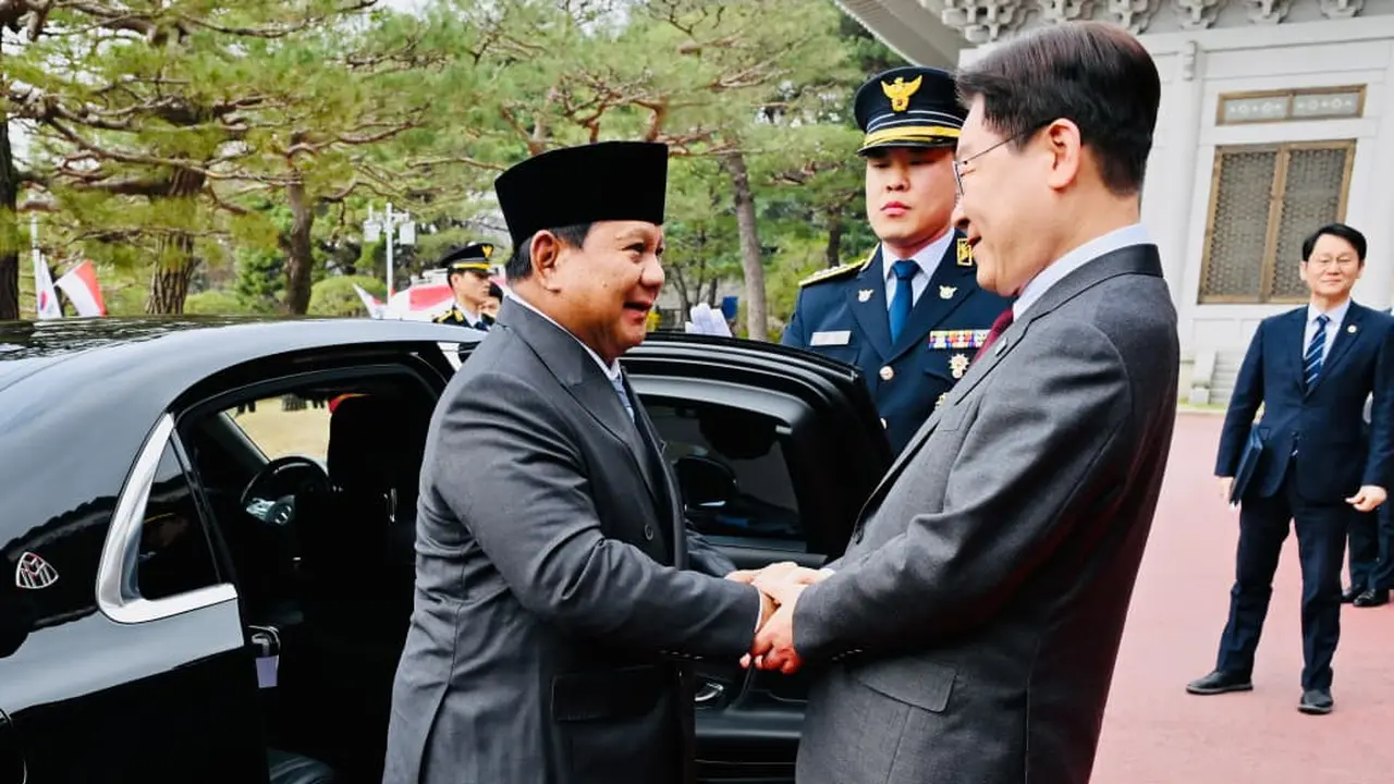 Presiden Prabowo Subianto melakukan pertemuan bilateral dengan Presiden Republik Korea Lee Jae-myung.