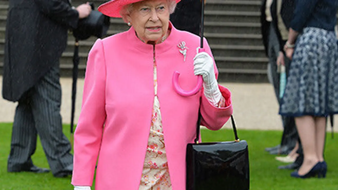 Ratu Elizabeth II