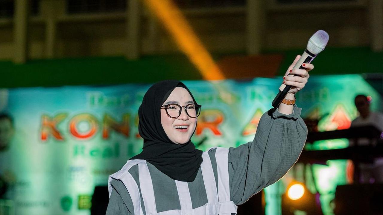Tampil Perdana Usai Menikah, Nissa Sabyan Dikabarkan Hamil
