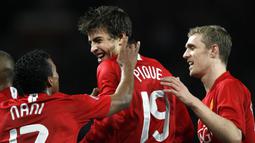 Gerard Pique. Bek tengah ini didatangkan Manchester United dari tim yunior Barcelona pada musim 2004/2005. Total 4 musim ia hanya mencetak 2 gol dalam 23 laga karena kalah bersaing dengan Rio Ferdinand dan Nemanja Vidic. Ia kembali ke Barcelona pada 2008/2009. (Foto: AFP/Andrew Yates)