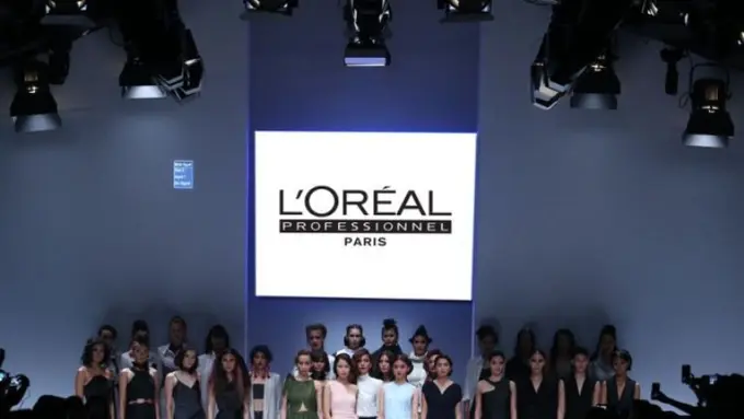 Masuk penghujung Tahun 2016, Ini Tren Tata dan Warna Rambut 2017