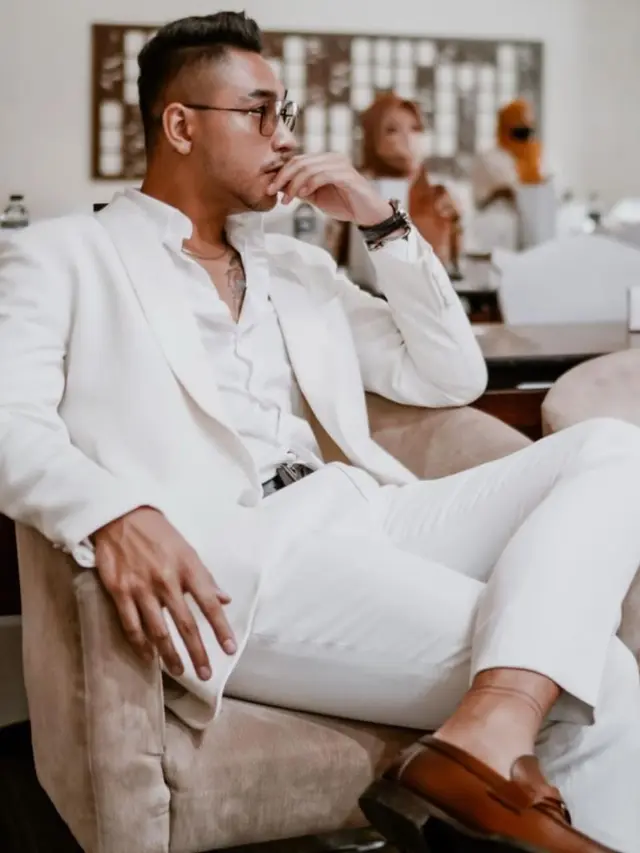 Potret Krisjiana Baharudin, Suami Siti Badriah yang Disebut Mirip Darius Sinathrya