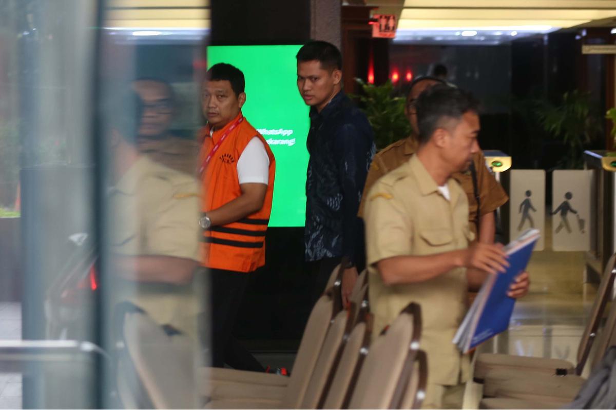 FOTO: Jejak ‘Sultan’ Rp 69 Miliar, Anak Buah Bekas Wamenaker Kembali Diperiksa KPK