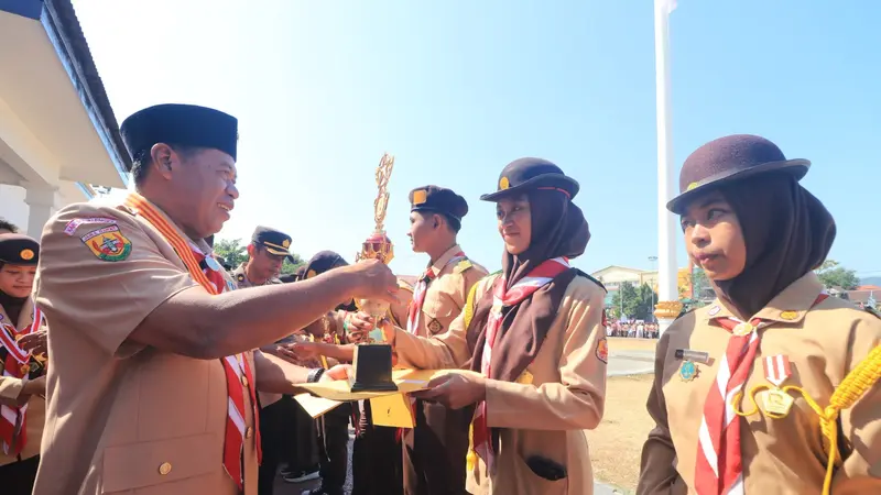 Ketua Kwartir Cabang (Kwarcab) Pramuka Majalengka yang juga merupakan bakal calon bupati (cabup) Eman Suherman memastikan gerakan Pramuka mencetak pemimpin muda kompeten di masa depan.