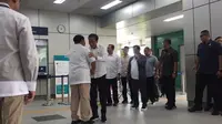 Jokowi-Prabowo bertemu di Stasiun MRT Lebak Bulus, Sabtu (13/7/2019). (Liputan6.com/Lizsa Egeham)