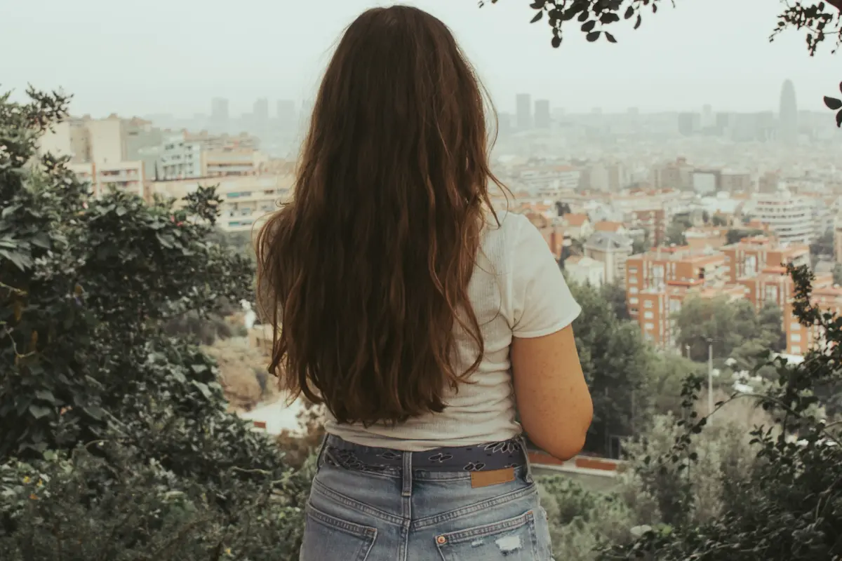 Ilustrasi perempuan mengenakan celana pendek/dok. Unsplash Yasmina