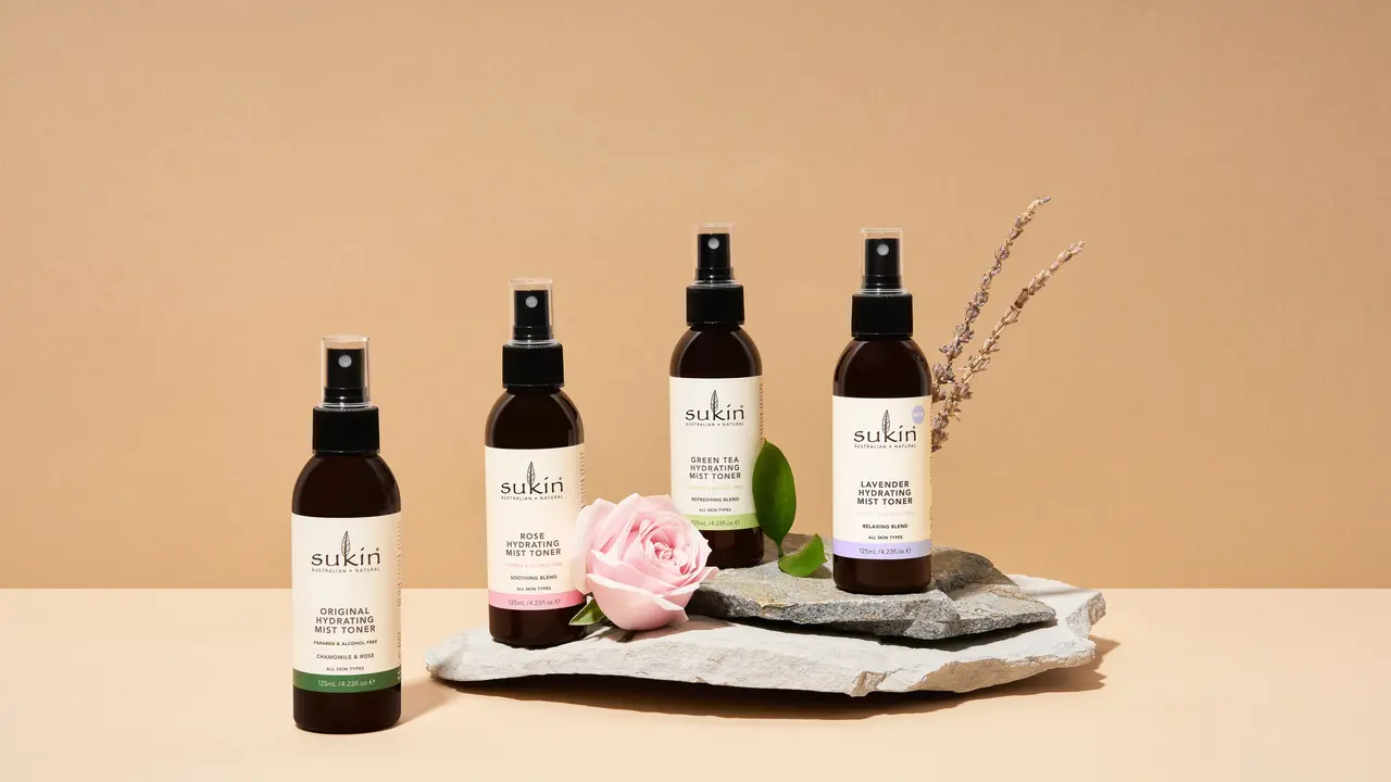 Menikmati Kesegaran Aroma Alam Bebas dari Toner dan Deodoran Alami